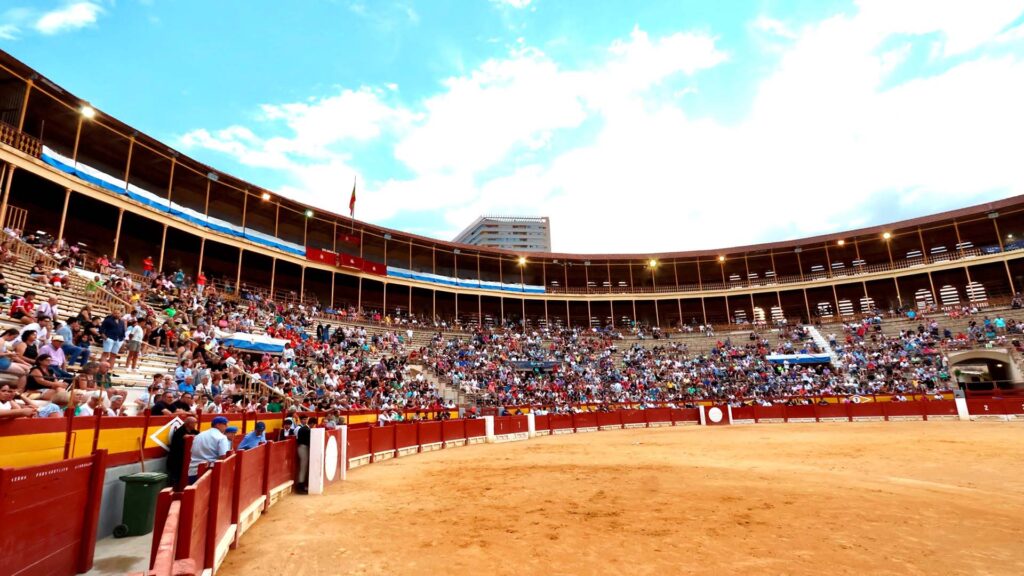 Feria de Alicante 2025 - Mar y toros